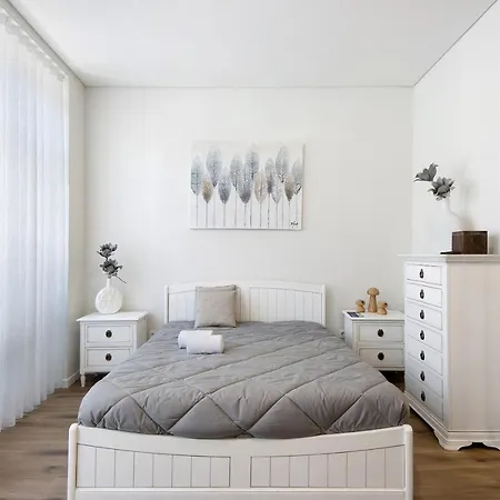 Village 3 * Porto