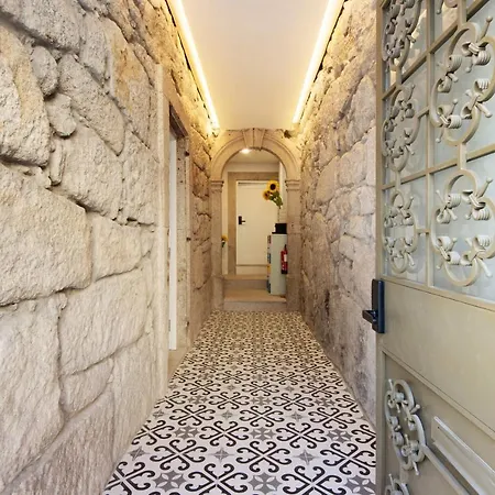 Village 3 * Porto