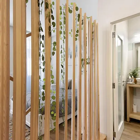 Apartment Village 3 *