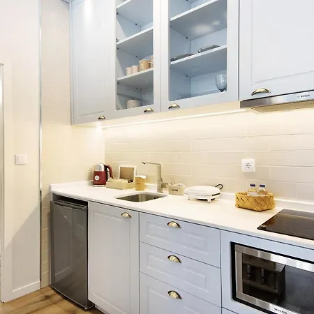 Village 3 Apartment *
